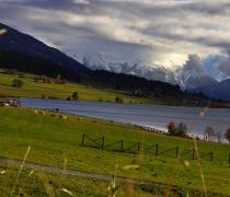 Autunno al lago di San Valentino alla Muta